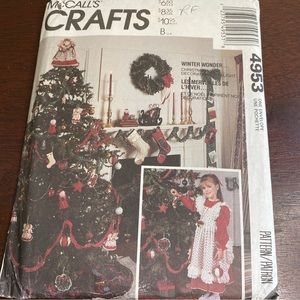 Vintage McCalls Crafts Pattern 4953 Winter Wonder Christmas Decorations UNCUT